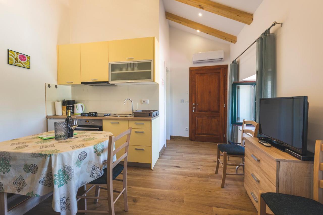 Vinea Apartmani Umag, Ulica G Garibaldia 2 Exterior foto