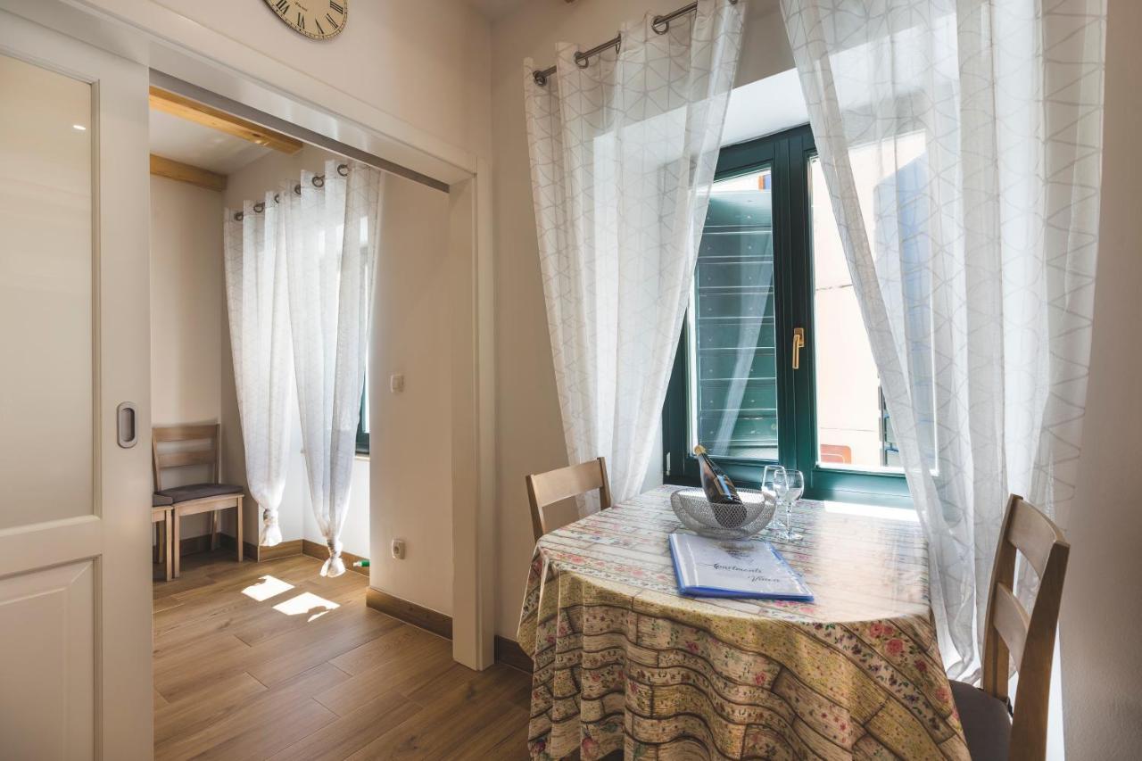 Vinea Apartmani Umag, Ulica G Garibaldia 2 Exterior foto