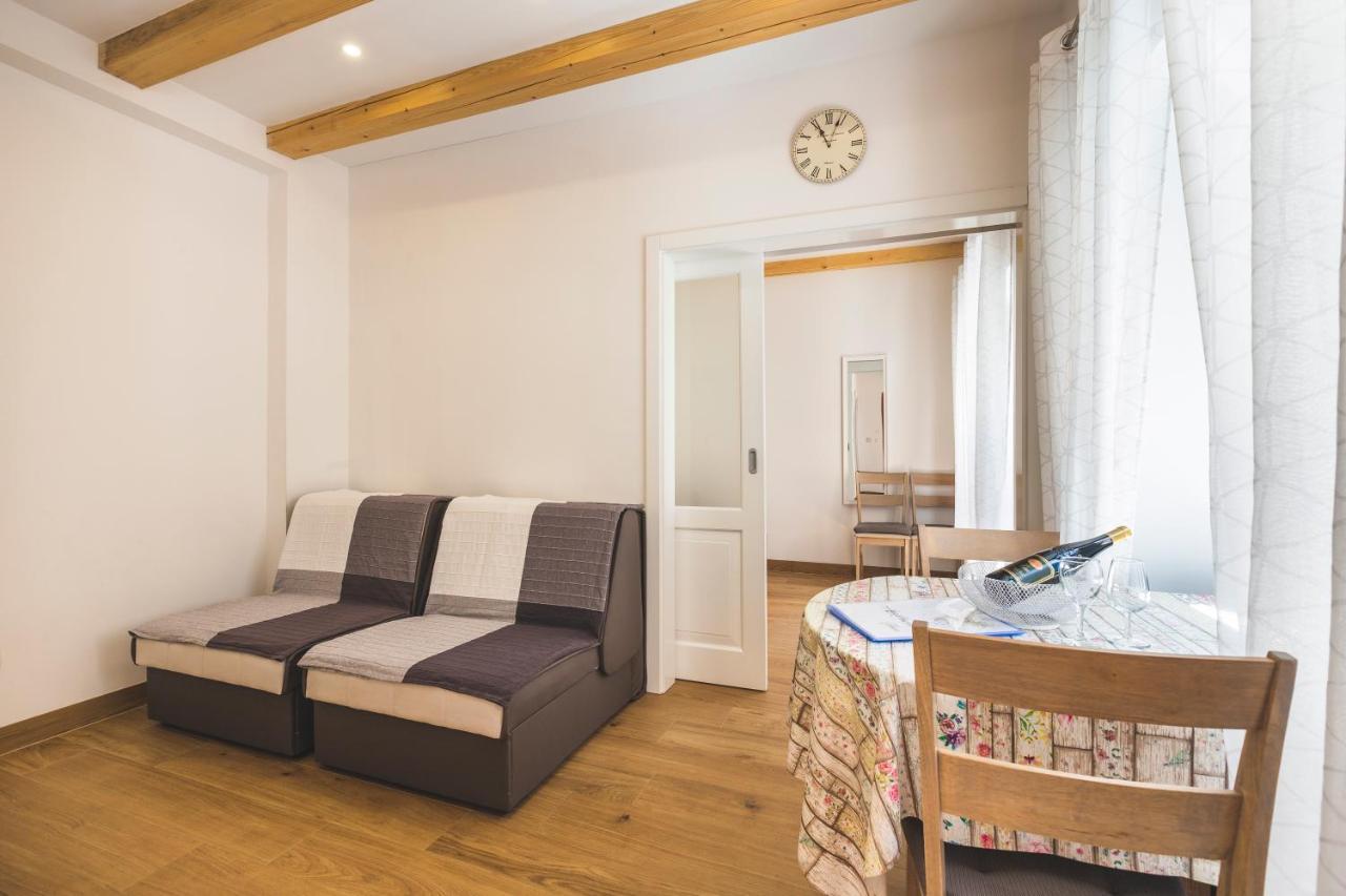 Vinea Apartmani Umag, Ulica G Garibaldia 2 Exterior foto